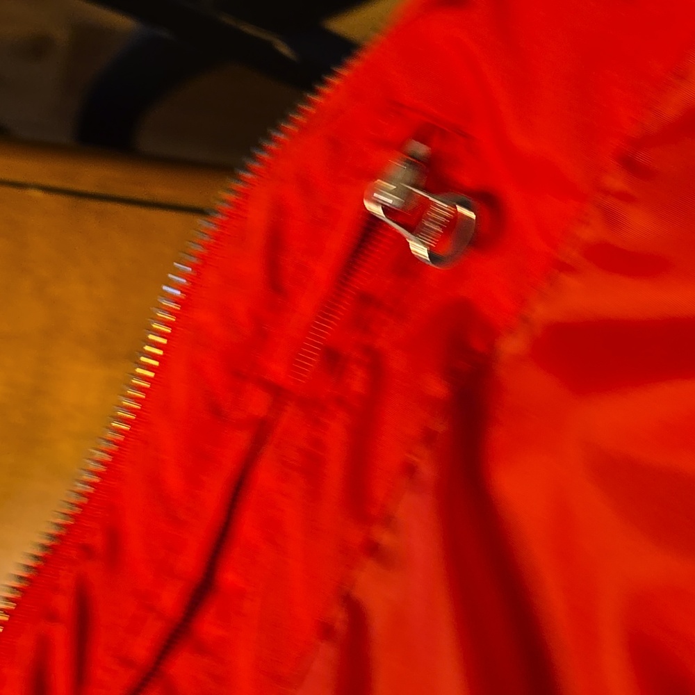 Tommy Hilfiger Womans Red Quilted Puffer Jacket - Picture 8 of 10
